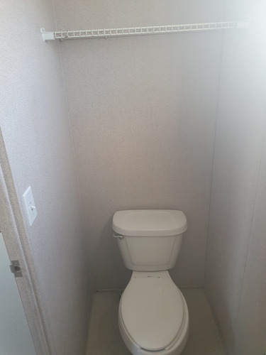 Caseta Camper Remolque Traila Oficina Móvil 2 Privados Y Wc