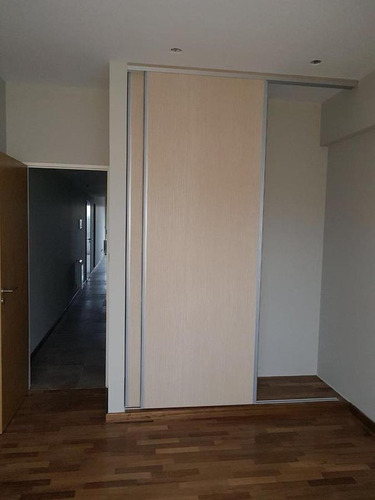 Imagen 12 de 14 de Departamento - La Plata