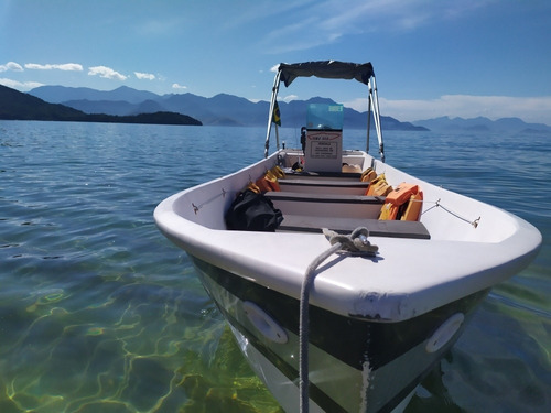 Imagem 6 de 10 de Small Boat