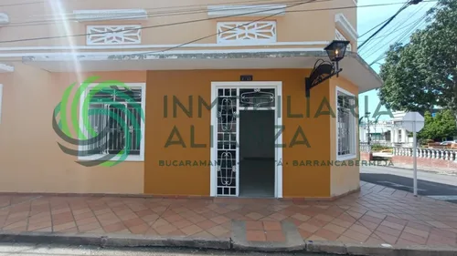 Oficina En Arriendo En La Campana. Cod A13785