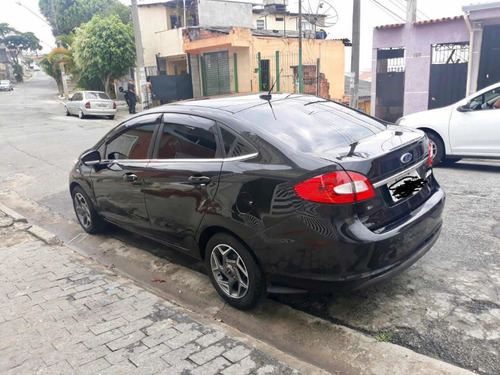 Imagem 2 de 11 de Ford Fiesta Sedan 2011 1.6 16v Se Flex 4p
