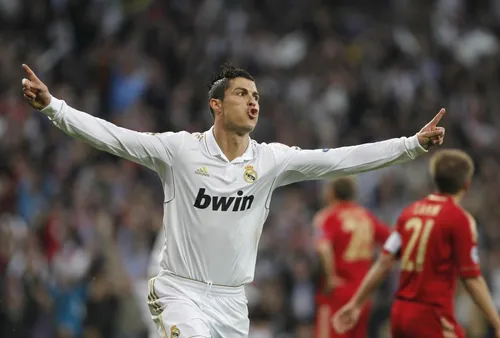 Camiseta de cristiano ronaldo real madrid hotsell
