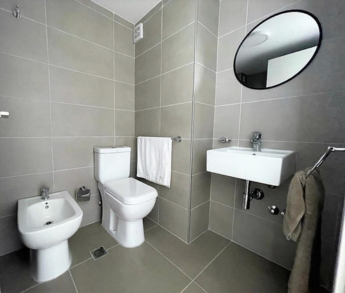 Apartamento De 2 Dormitorios En Maldonado Y Florida