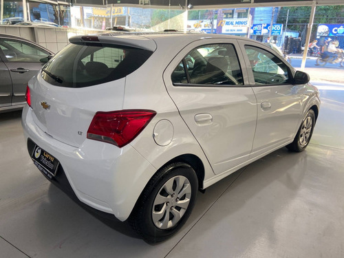 Chevrolet Onix 1.0 Mpfi Lt 8v Flex 4p Manual