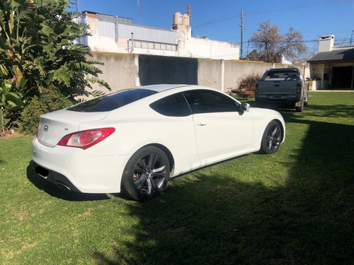 Imagen 4 de 13 de Hyundai Genesis 3.8 Coupe 300cv 6at 2011 U$d 15000
