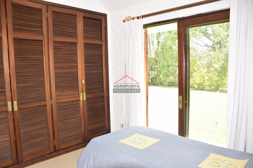 Casa En Roosevelt, 3 Dormitorios *- Ref: 3277