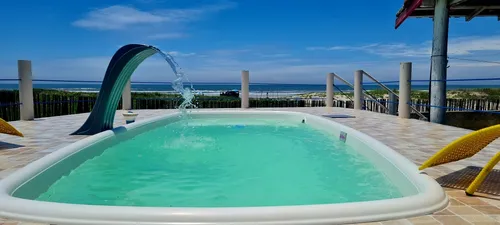 Casa Na Praia Da Juréia, Pé Na Areia, Com Piscina, Frente Ao Mar. Sítio À Beira-mar!