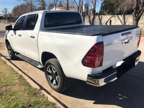 Toyota Hilux 2.8 Cd Srx 177cv 4x2