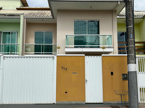 2 Casas Pelo Preço De 1 - B.camboriú/sc - De 2,8m Por 2,3m