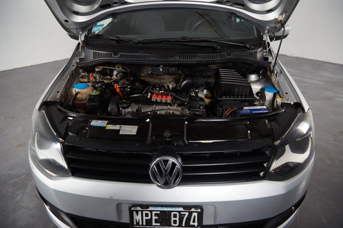 Imagen 5 de 25 de Volkswagen Fox 2013 1.6 5p Confortline Gnc Mz