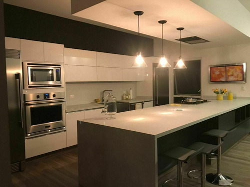 Casa De Ensueño En Venta En Villas Del Mesón