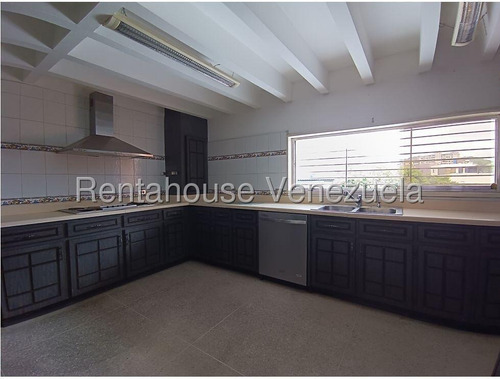 Apartamento En Venta - Yanira Alvarez - Mls #25-9969