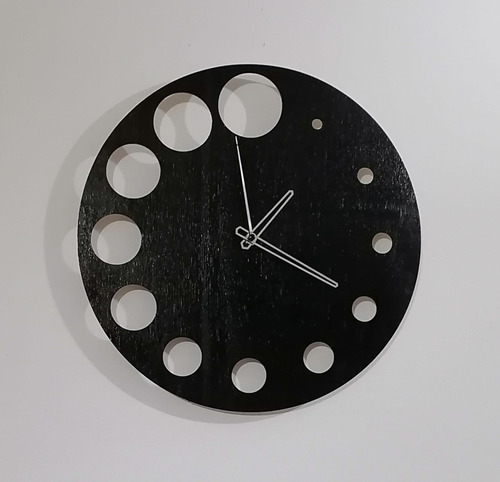 Reloj De Pared Decorativo En Madera Calada De 3mm Espesor 