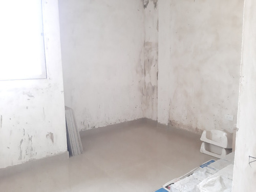 Imagen 17 de 20 de Townhouse En Residencias River Side Village, Campo C De Ferrominera