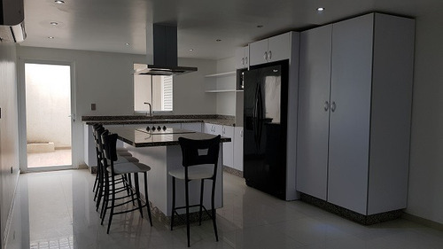 Imagen 3 de 12 de Town House En Venta - Conj Resd Mar De Oriente Nva Barcelona