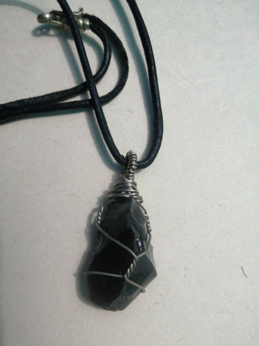 Collar Con Piedra Obsidiana