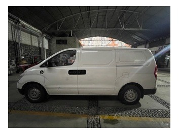 Imagen 3 de 8 de Hyundai H100 2010 270,000km