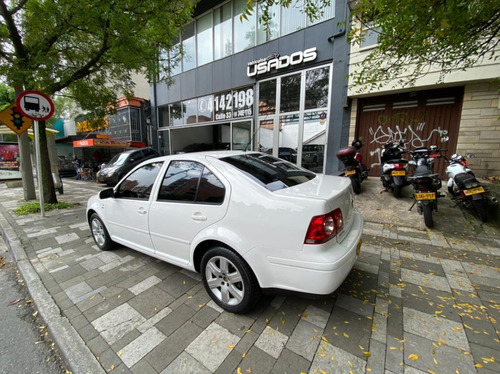 Volkswagen Jetta Trendline 2.0 Mt