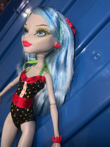 Monster High Ghoulia Skull Shores (Usado)