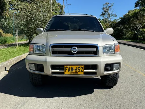 2003 Nissan Pathfinder Ancha