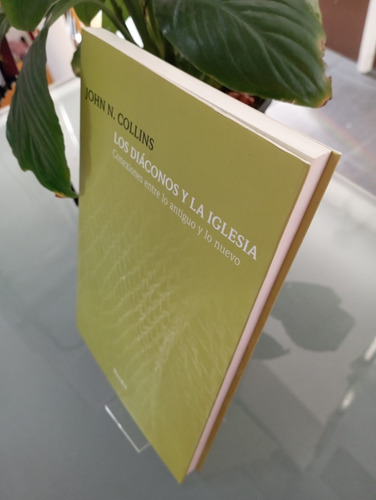 Los Diáconos Y La Iglesia