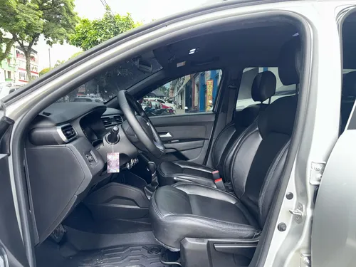 Renault Duster 1.3 Intense Cvt