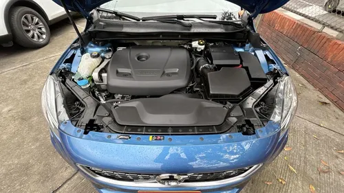 Volvo V40 T4 DRIVE-E R DESIGN HB SEC 2,0