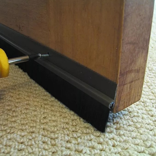 Protector Aislante Metálico Polvo Para Puerta Con Cepillo 1m