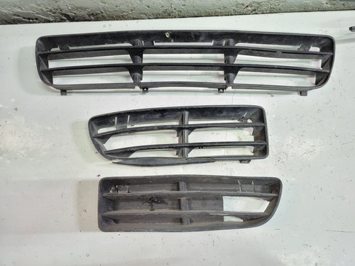 Kit Rejilla Parrillas Delanteras Vw Jetta A4 Detalles 99-07