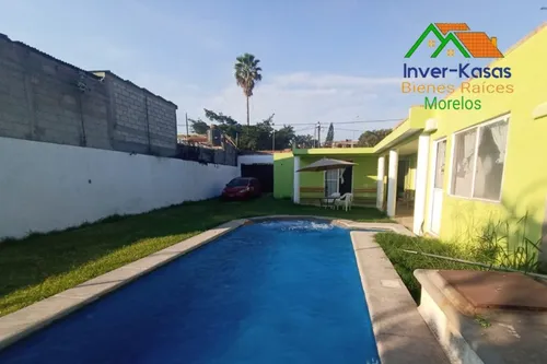 Casa En Venta En Oaxtepec, A Pie De Carrera Principal