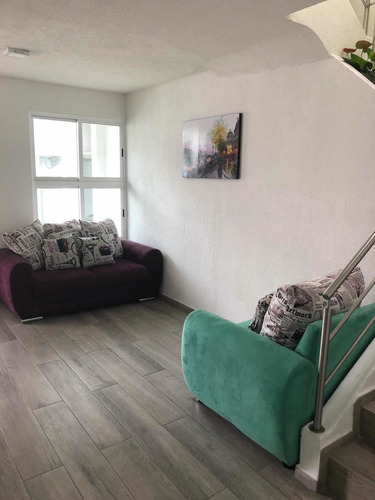 Habitación / Cuarto De Lujo Frente Al Cna