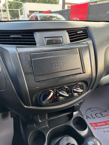 Nissan Caja Seca 2019