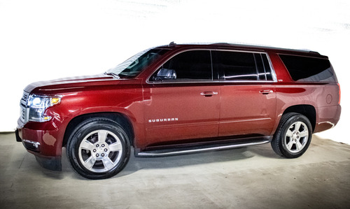 Chevrolet Suburban 5.3 Ltz 4x4 Mt