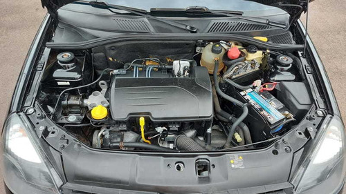 Clio Hatch 1.0 4p