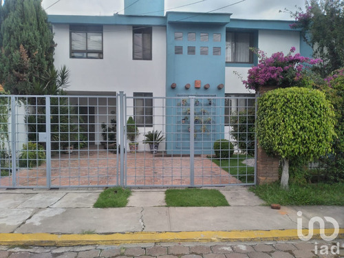 Venta Casa 3 Ambientes Cholula De Rivadabia Centro