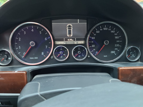 Volkswagen Touareg 4.2 V8 Tiptronic Climatronic 4x4 At