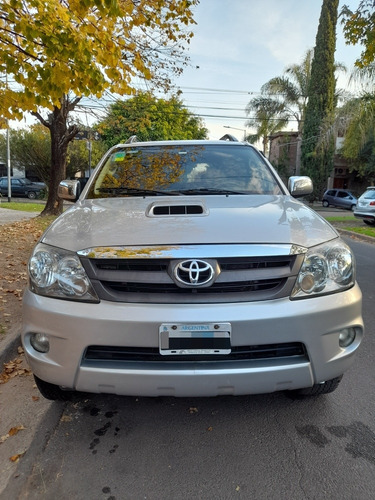 Imagen 7 de 15 de Toyota Sw4 3.0 Srv Cuero 2007