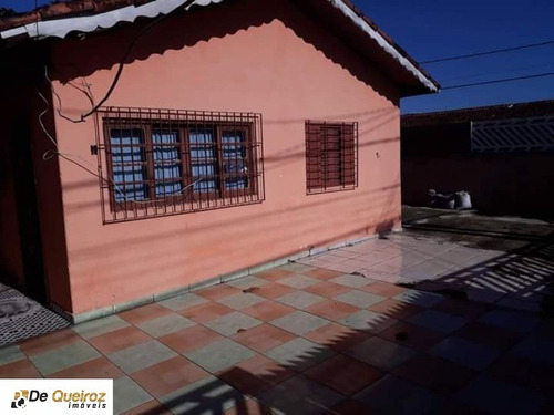 Imagem 2 de 13 de Casa, Bairro Vera Cruz, Lado Morro, Murado,usado, Rua Com Calçada, 02 Dormitórios, 02 Banheiro, Cozinha, Sala, Garagem Para 02 Carros, Churrasqueira, Quintal, Área De Serviço, Grad - 6200 - 69192824