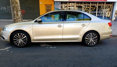 Volkswagen Vento Sportline 2.0tsi 2013 Manual Impecable