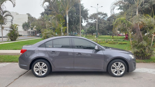 Imagen 3 de 15 de Chevrolet Cruze