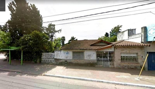 Imagen 1 de 17 de En Venta. Excelente Esquina Comercial. Amplia Casa Con 7 Dor