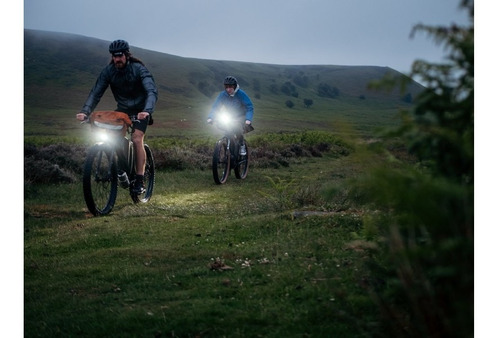 Luz Delantera Knog Para Bicicleta Pwr Mountain | 2000l