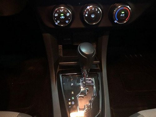 Imagem 8 de 15 de Toyota Corolla 1.8 Gli 16v 2017