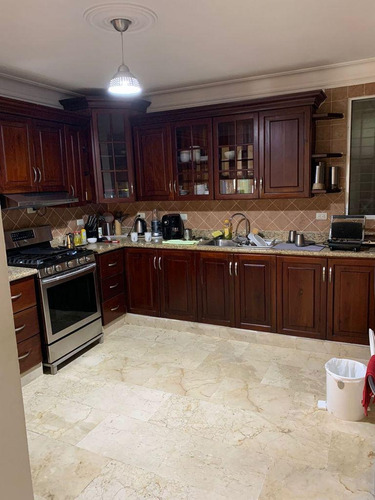 Imagen 3 de 14 de Se Vende Apto 241.35mt2 2do Nivel En El Embrujo I