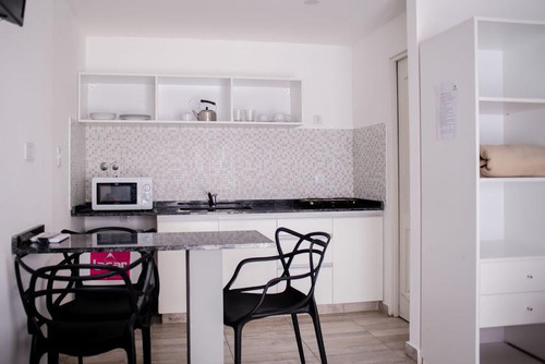 Hotel Con 20 Habitaciones Con Lote Unificado