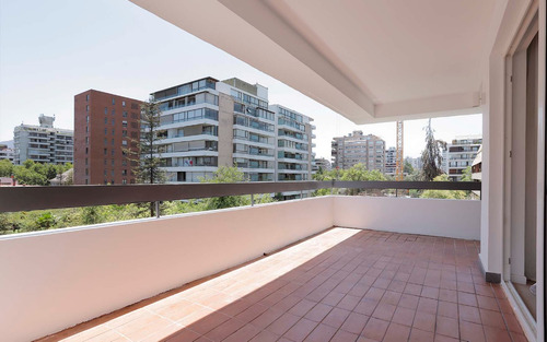 Remodelado Con Amplios Espacios Y Luz Del Oriente Y Norte 3d