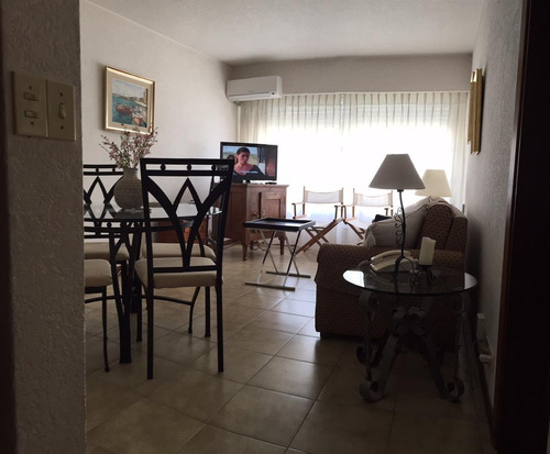 Imagen 2 de 12 de Espectacular Apartamento En Torre Gattas Para Alquilar En Verano