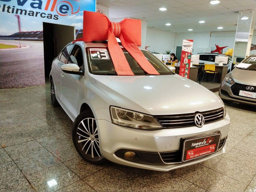 Volkswagen Jetta 2.0 Tsi Highline 200cv Gasolina 4p