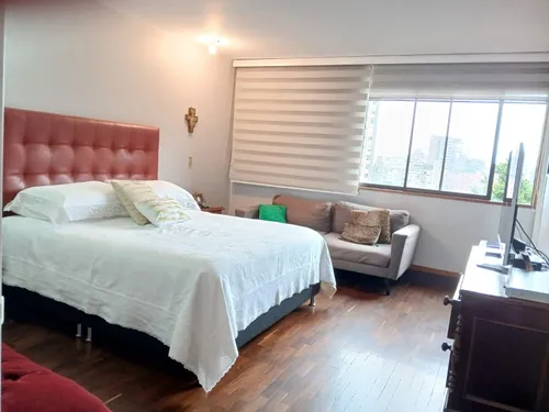 Apartamento En Venta Ubicado En El Poblado Sector Loma De Los Gonzalez (26528).