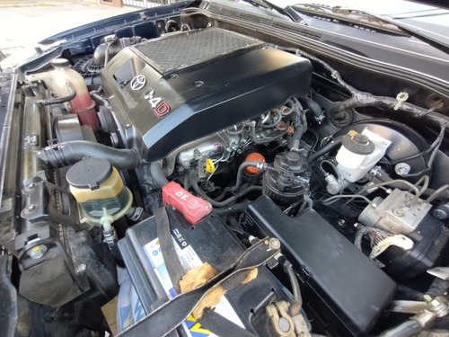 Toyota Hilux 3.0 I Srv Cab Doble 4x2 Cuero